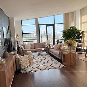 3 Bedroom Stunning Penthouse , London United Kingdom